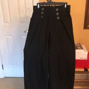 Wide leg pants